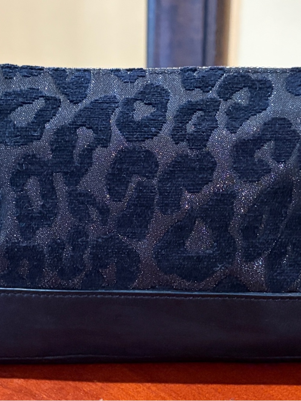 Rare Coach Ocelot back shimmer duffel shaped wristlet - Picture 2 of 9